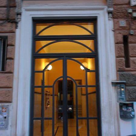 Happy Rome Hostel Eksteriør bilde